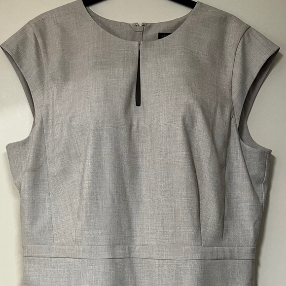 Ann Taylor Shift dress, Gray, size 18 Tall - Picture 2 of 7